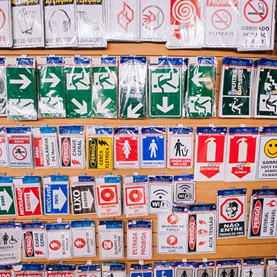 Placas de sinalização Placas de sinalização
