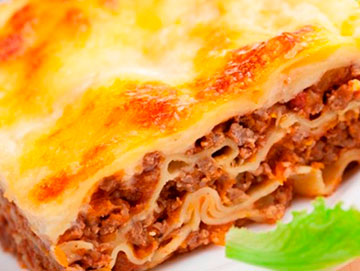 Prato com lasanha Lasanha