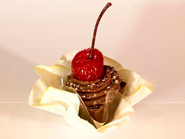 casquinha de chocolate ao leite com trufa e cereja casquinha-chocolate-leite-trufa-cereja