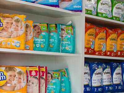 Fraldas descartáveis de diversas marcas Fraldas para adultos