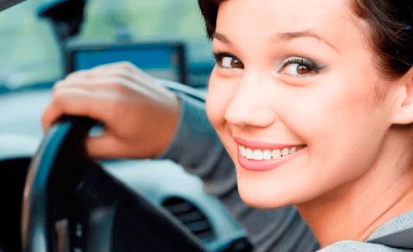 Auto escola credenciada no DETRAN Aulas de direção veicular
