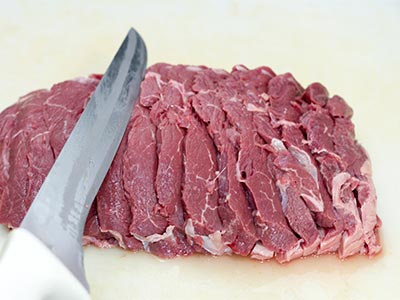Carne cortada para bife Bife