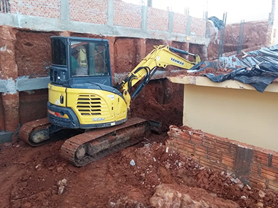 terraplenagem Locação de Perfuratriz de Concreto