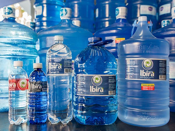Garrafas e galões da água mineral Ibirá Água mineral Ibirá