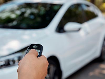 Alarmes e vidros elétricos para carros