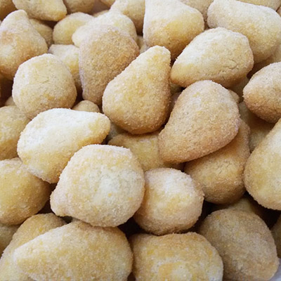 Coxinhas de Frango e de Carne Coxinhas de Frango e de Carne