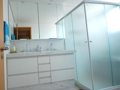 Gabinete com gavetas de correr Gabinete com gavetas de correr