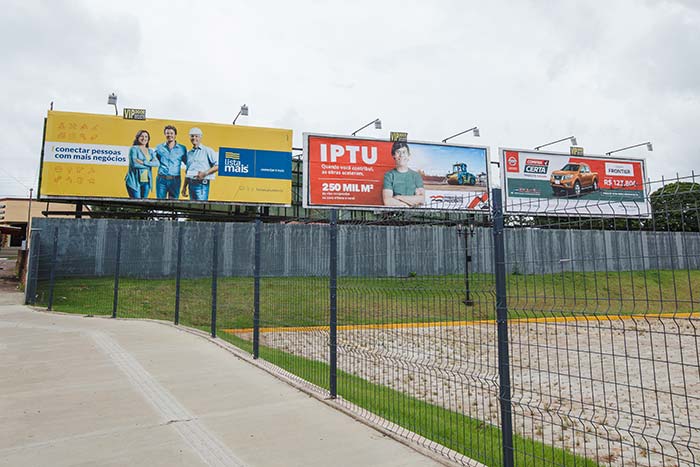 Divulgação em outdoor de diversas cidades Outdoor e painéis em toda a região