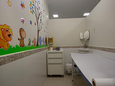 Sala de coleta infantil de materiais para exames Sala de espera climatizada