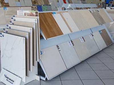 Azulejos e cerâmicas Pisos e porcelanatos