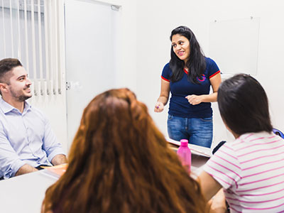 aula em grupo com máximo de cinco pessoas aula-grupo-cinco-pessoas