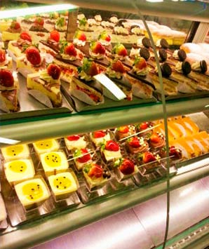 Diversas opções de docinhos de padaria para você provar Doces de padaria