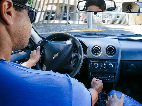 Auto escola credenciada no DETRAN Aulas de direção veicular