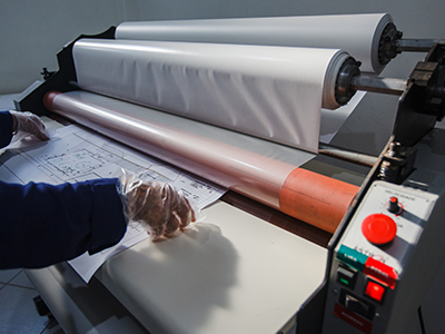 Plastificação em grandes formatos Plastificação