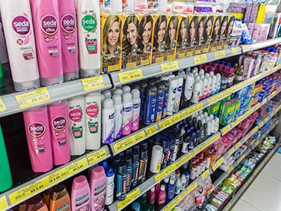 Shampoos, condicionadores, tinta para cabelos, perfumes e etc Produtos de higiene pessoal