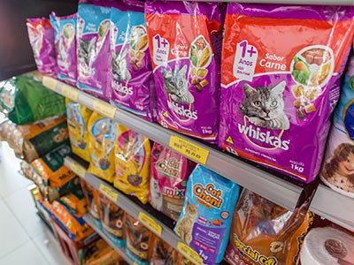 Special Dog, Whiskas e outras marcas de rações Ração para cães e gatos