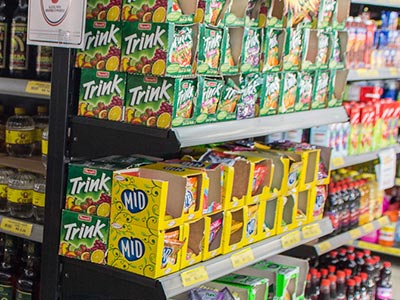 Refrescos em pó, sucos e refrigerantes Sucos e refrescos