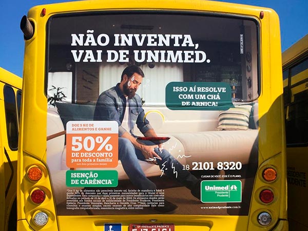 Propaganda em Backbus e Busdoor Divulgação Busdoor