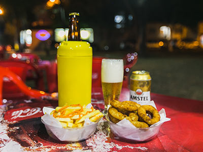 Porções e bebidas porcoes-bebidas