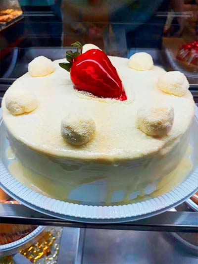 Bolo de coco com morango bolo-coco-morango