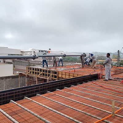 Lajes de concreto Fabricação e instalação de lajes