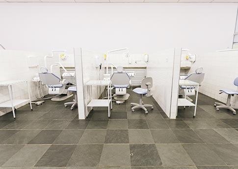 Clínica para procedimentos odontológicos Clínica