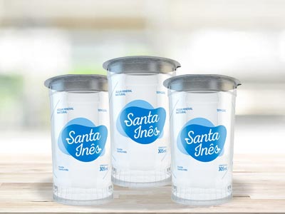 Copos de água mineral Santa Inês Copos de água mineral Santa Inês