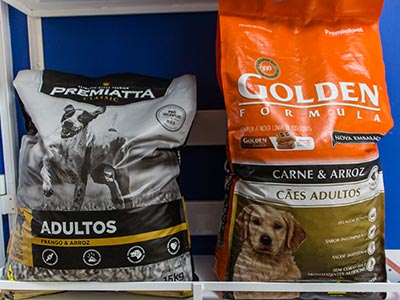 Pet shop com os melhores produtos e rações para o seu pet Pacotes de ração