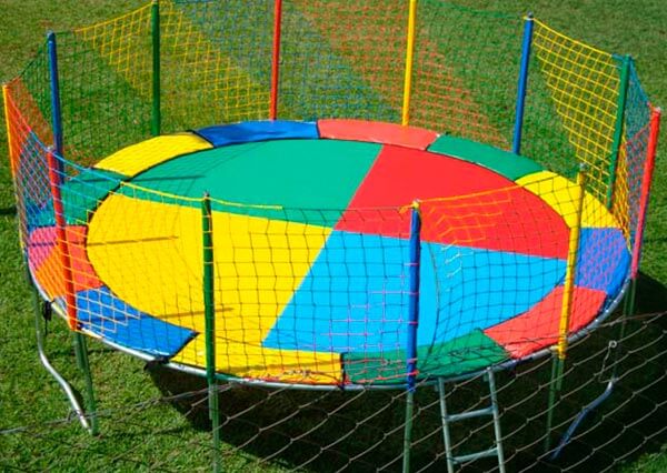 Cama elástica para festas e eventos Aluguel de cama elástica