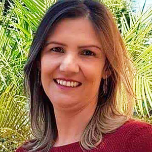 Cláudia Roberta Pereira Bini Cláudia Roberta Pereira Bini