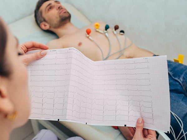 Eletrocardiograma Eletrocardiograma