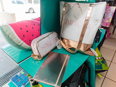 Bolsas, agendas e estojo Bolas, agendas e estojo