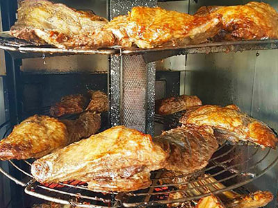 Aos Finais de Semana e feriados temos assados Aos Finais de Semana e feriados temos assados