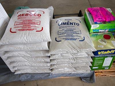 Massas para cimento e para reboco Massas para cimento e para reboco