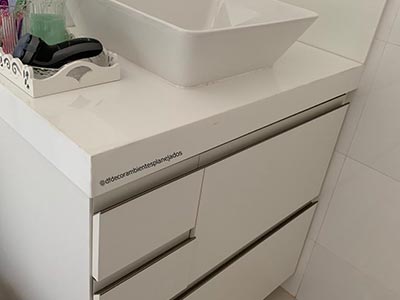 Gabinetes para banheiro Gabinete com gaveta para banheiro