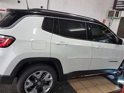 Instalação de insulfilm automotivo Insulfilm automotivo