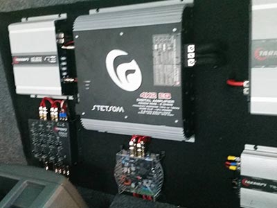 Instalação de som automotivo Som Stetsom