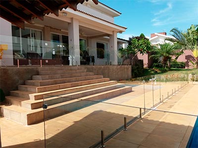 Guarda corpo para piscinas e divisão de áreas Guarda corpo para piscinas e divisão de áreas