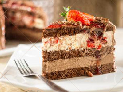bolo de chocolate com morango bolo de chocolate com morango