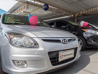 Carros com câmbio automático Carros automáticos
