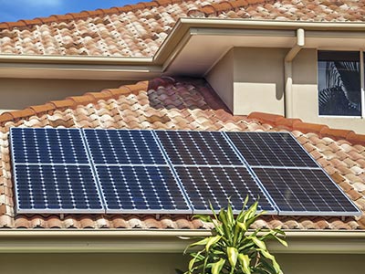 Operação de Sistema Fotovoltaico Operação de Sistema Fotovoltaico