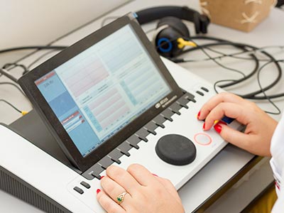 Exames para detectar problemas de audição Exames audiológicos