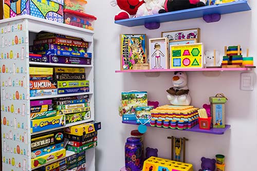 Brinquedos e Jogos Brinquedos e Jogos