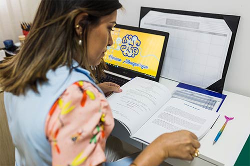 Atualização Profissional Constante Atualização Profissional Constante