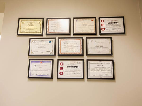 Profissionais certificados e reconhecidos certificados-e-reconhecidos