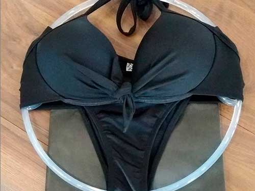biquíni preto biquíni preto