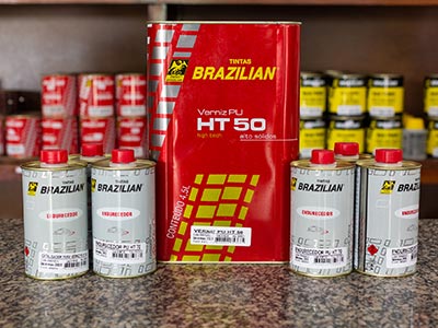Vernizes e endurecedores Latas de vernizes
