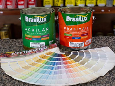 Tintas acrílicas Latas de tinta Brasilux