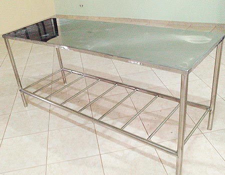 mesa em aço inox mesa em aço inox