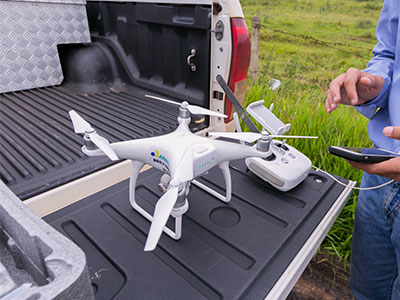 Uso de drone e vant Uso de drone e vant